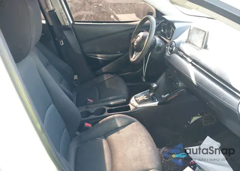 2016 Scion Ia z USA, uszkodzony, nr VIN 3MYDLBZV9GY127866